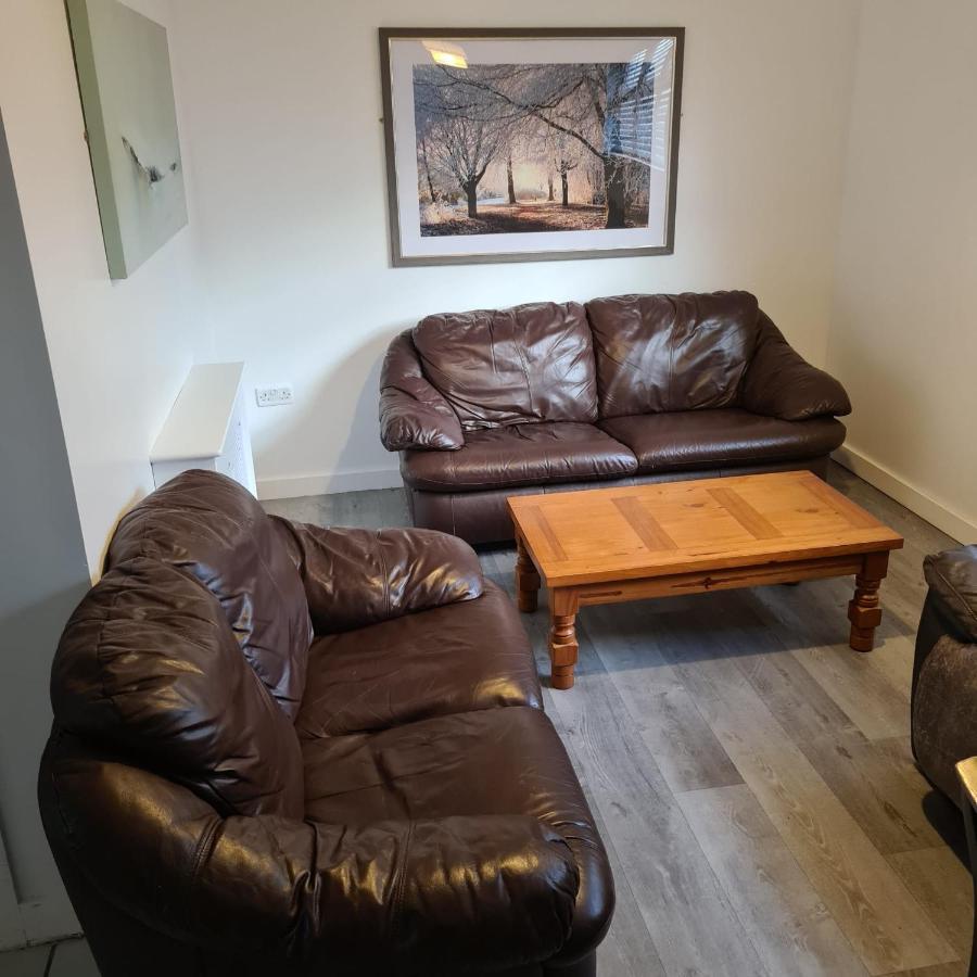 2 Bed Flat Right In Centre Of Portrush Town Leilighet Eksteriør bilde