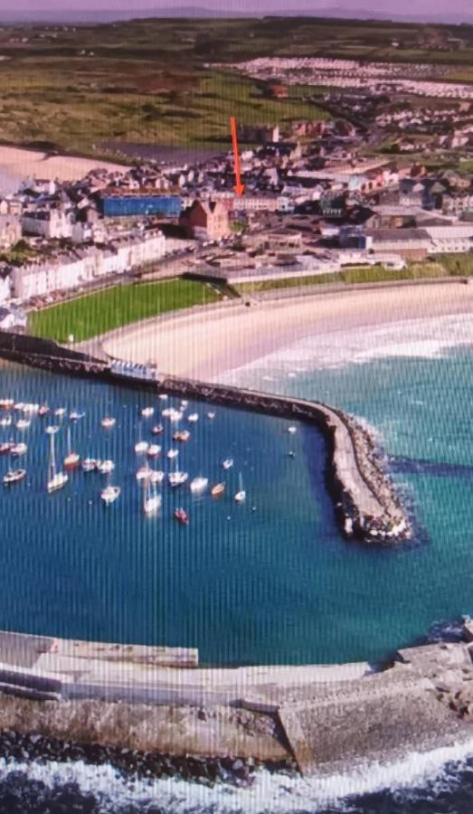 2 Bed Flat Right In Centre Of Portrush Town Leilighet Eksteriør bilde